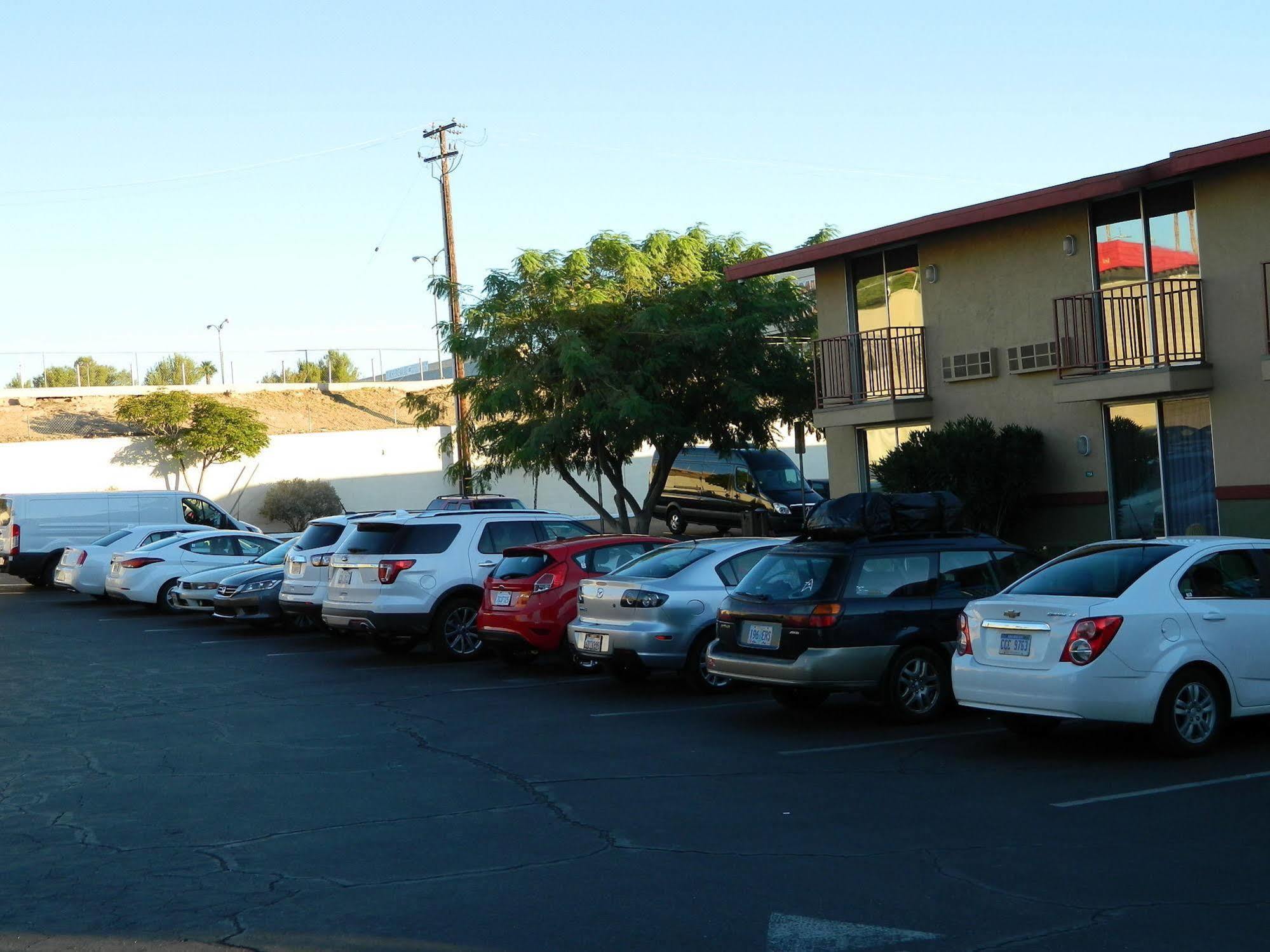 California Inn Barstow Extérieur photo